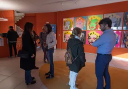 L'ingresso della mostra e l'inizio del percorso di visita